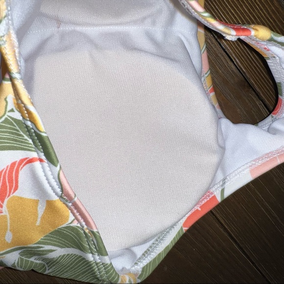 NWT! Hurley floral high waisted bikini - Picture 7 of 7
